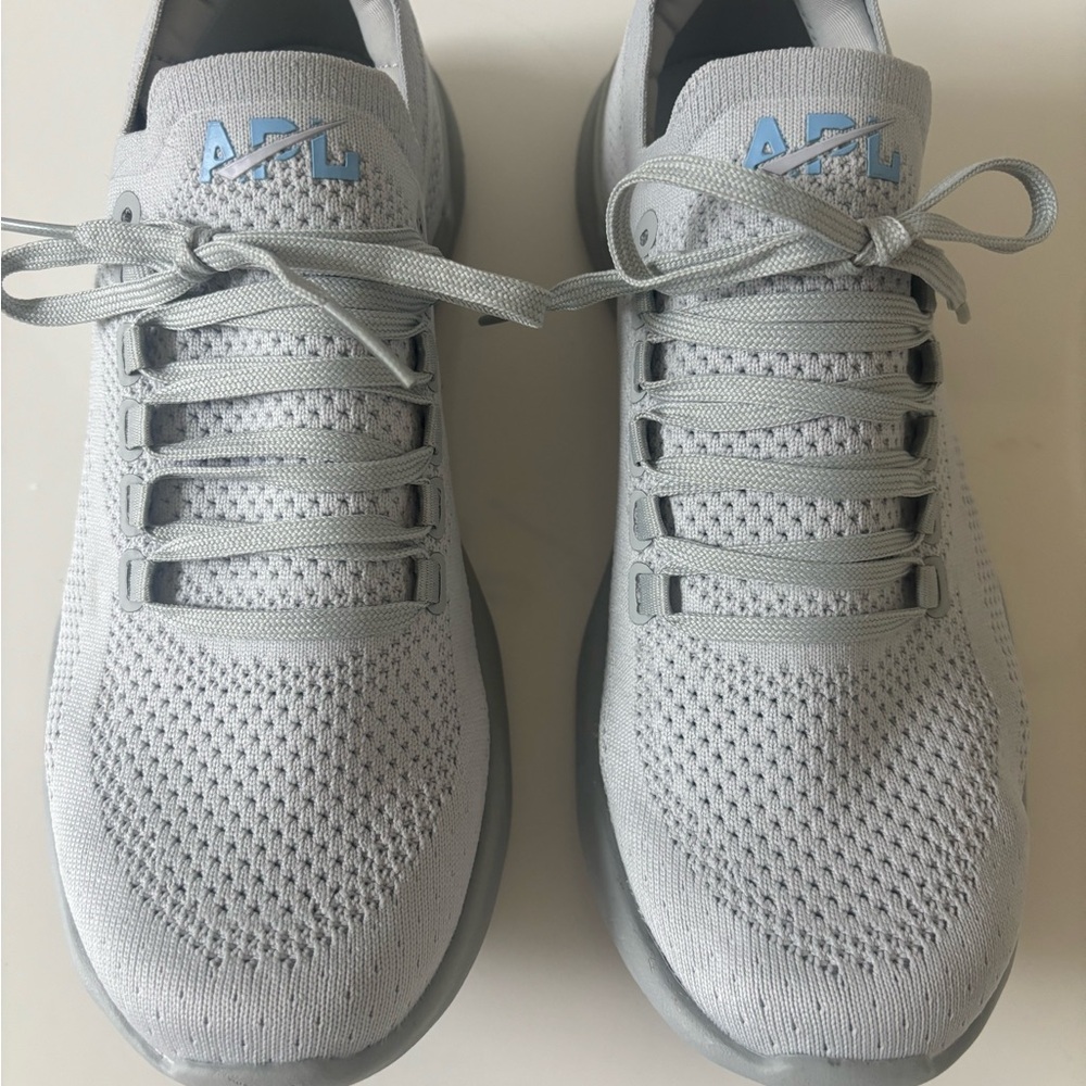 APL women's Techloom Breeze Plaster/ice blue